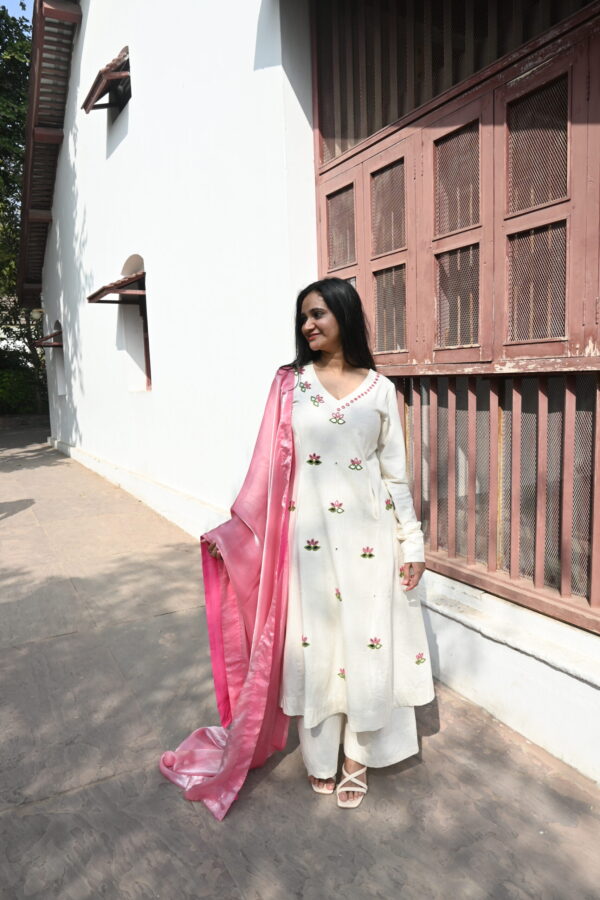 White Lotus Set (Kurti + Plazo + Duppata)