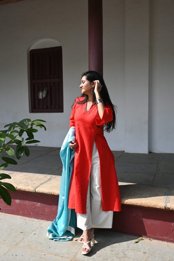 Moती Kurta Set (Kurti + Plazo)